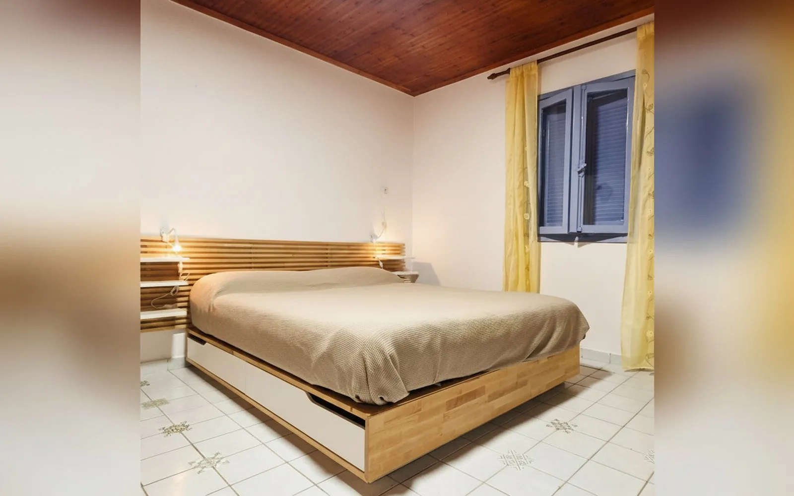 Navarino Greek House, 
