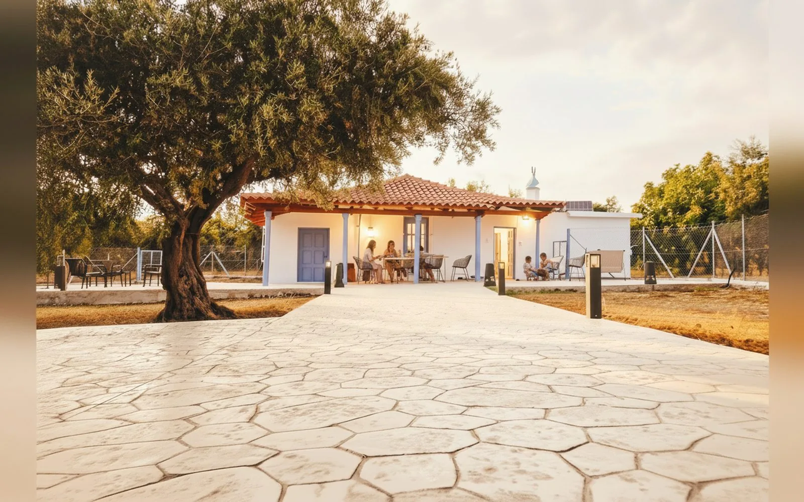Navarino Greek House, 