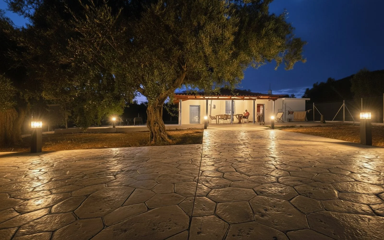 Navarino Greek House, 